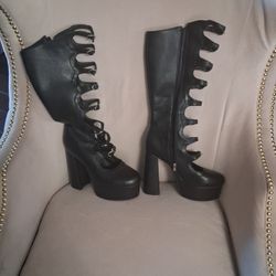 Sexy Super Size Buckle Boots