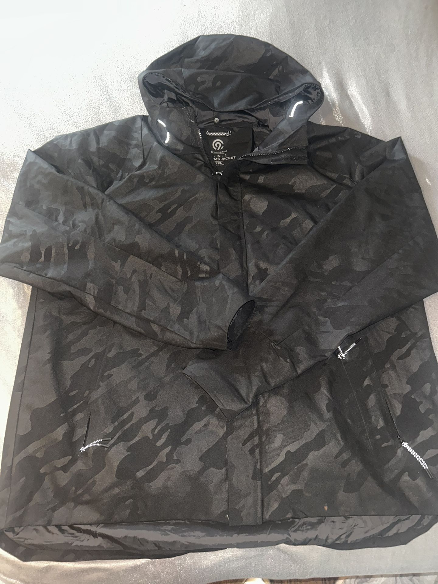 Men’s Champion 3-in-1 Systems Lightweight Jacket Black Camo Size XXL