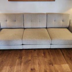 Beautiful Couch Like New