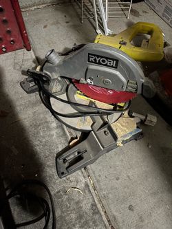 Ryobi Miter Saw with Blade