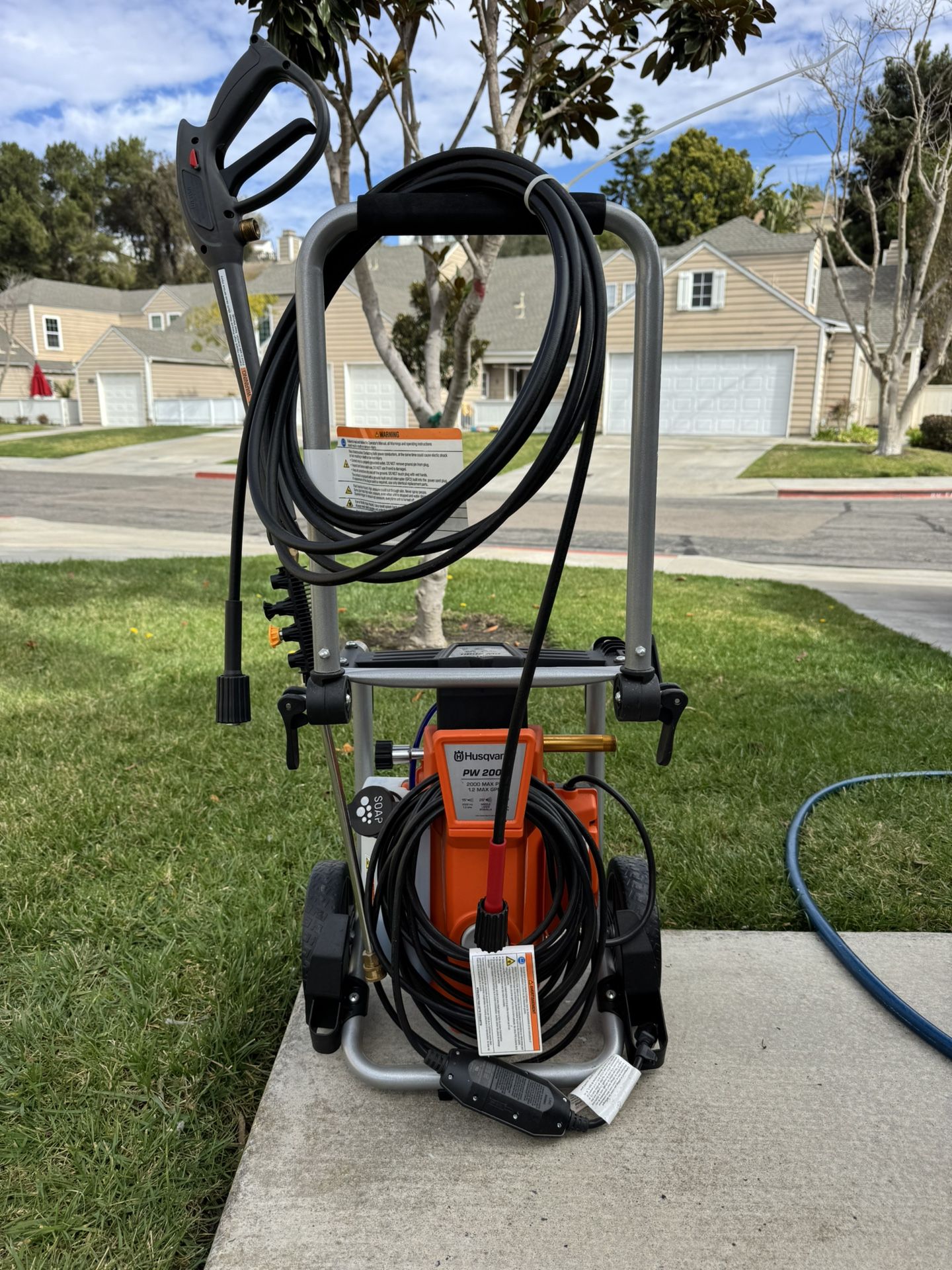 Husqvarna PW2000 Electric pressure washer