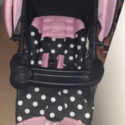 Selling Minnie Mouse Infant Car Seat And Stroller Asking 40 Or Best Offers Takes It tonight 