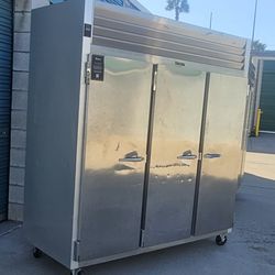 Traulsen 3-door Freezer Like-new Get Free Delivery One Year Warranty USA 🇺🇸