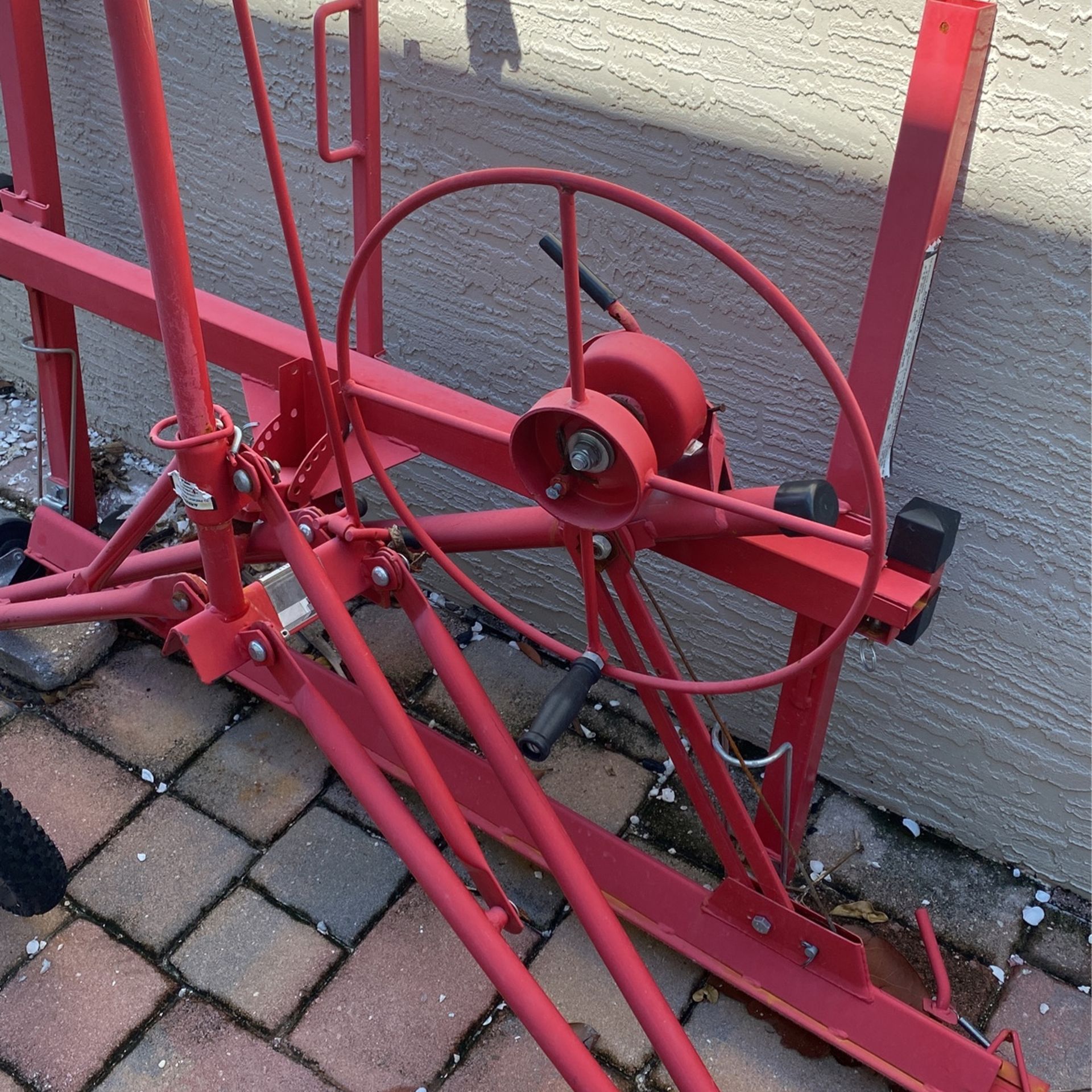 Haul Master, 150 Pound Drywall Hoist