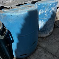 50 Gallon Trash Cans 