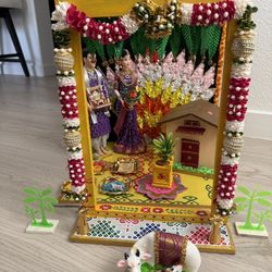 Housewarming Doll Set