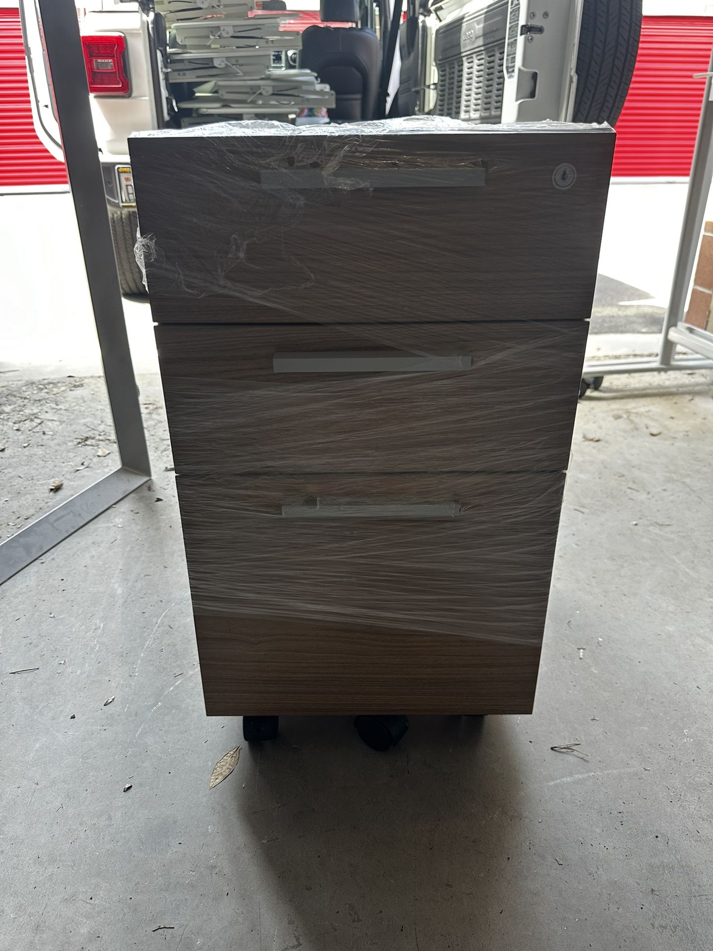 Filing Cabinet with Wheels & Lock