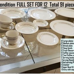 Vintage 1970 -91 Pcs Full Set Ivory Gold Leaf China