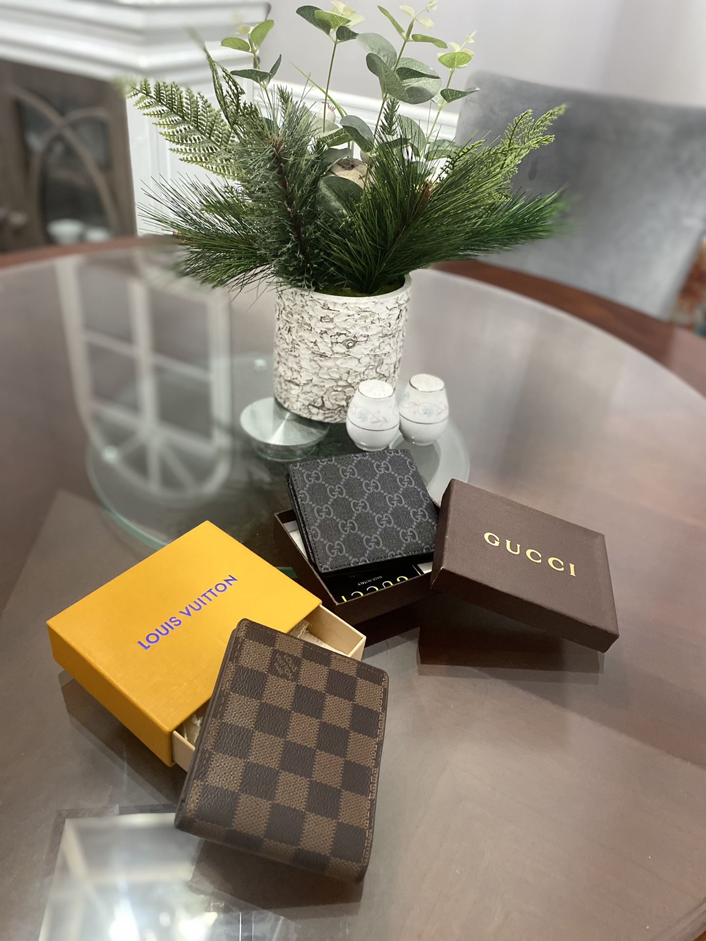 LV and Gucci Wallet