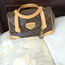Louis Vuitton Beverly