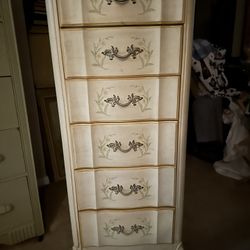 Broyhill Lingerie Chest