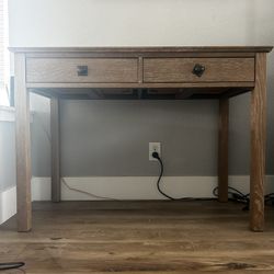 Pottery Barn Kid’s Writing desk