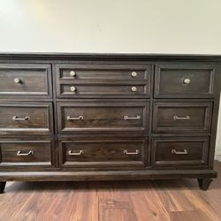 Magnussen Calistoga 9-Drawer Solid Wood Dresser – Moving Sale