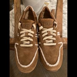UGG Trigo Spill Seam the Classic sneakers Size: 11