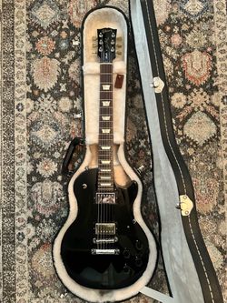 Gibson Les Paul - Studio - 2006 with extras