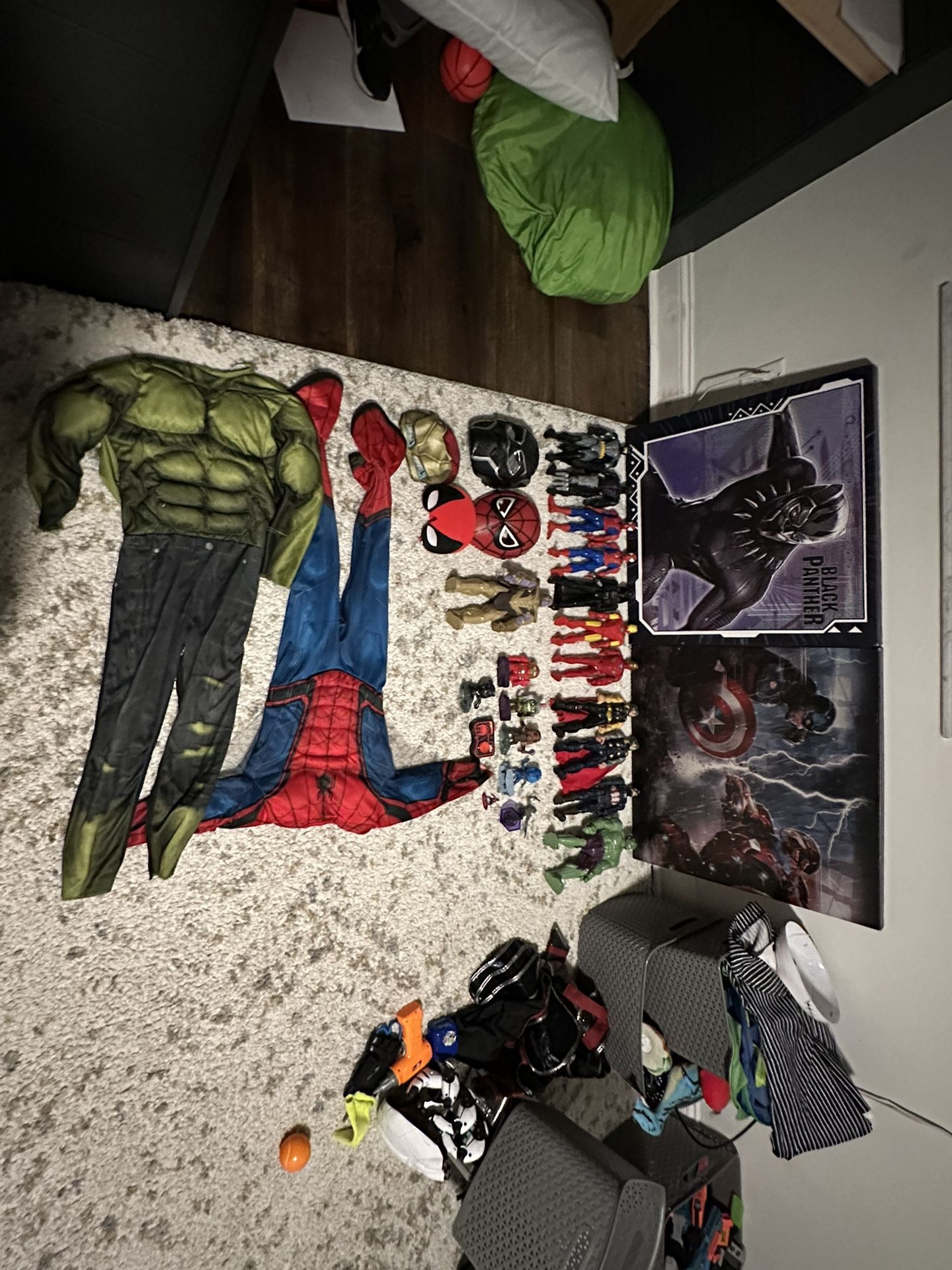 Avengers Toys Pictures And Costumes