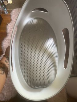 Baby bath tub