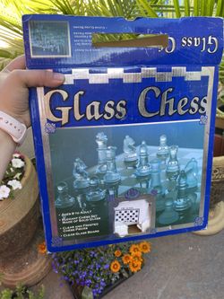 Glass Chest Game
