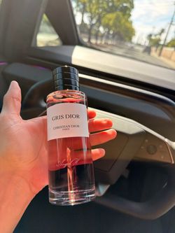 Gris Dior