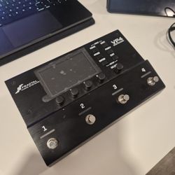 Fractal Vp4 Pedal board 