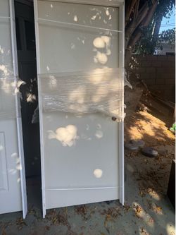 Door 32