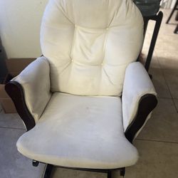 Rocking Chair 
