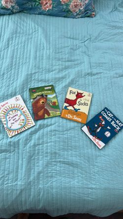4 Dr. Seuss books