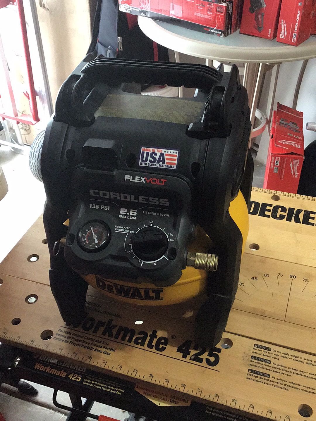 DEWALT DCC2560 FLEXVOLT 2.5 Gal. 60-Volt MAX Brushless Cordless Electric Air Compressor (tool only)