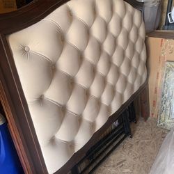 queen bed