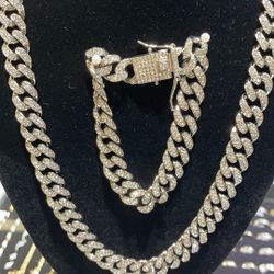 Gold plated 18k necklace, bracelet