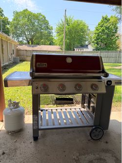 Weber Genesis II crimson red