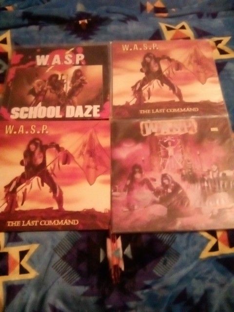 4 Wasp Vinyl