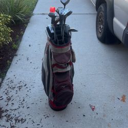 Gulf Bag And Random Clubs