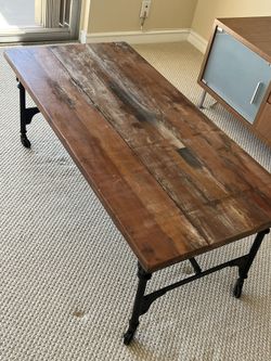 Farm Wood Coffee Table 