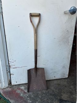 Hand held shovel