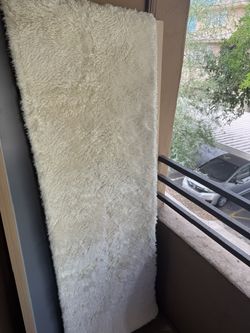 2'x10' Ivory Runner Rug