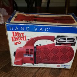 DIRT DEVIL  VACCUMM. 