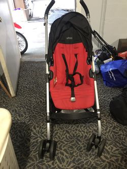 Red Urbini reversible stroller !!