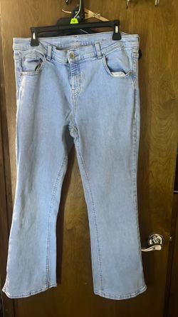 Light wash jeans