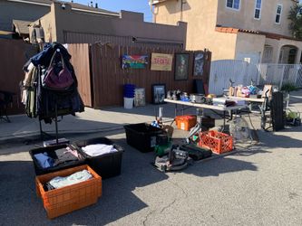 Garage Sale !!!!