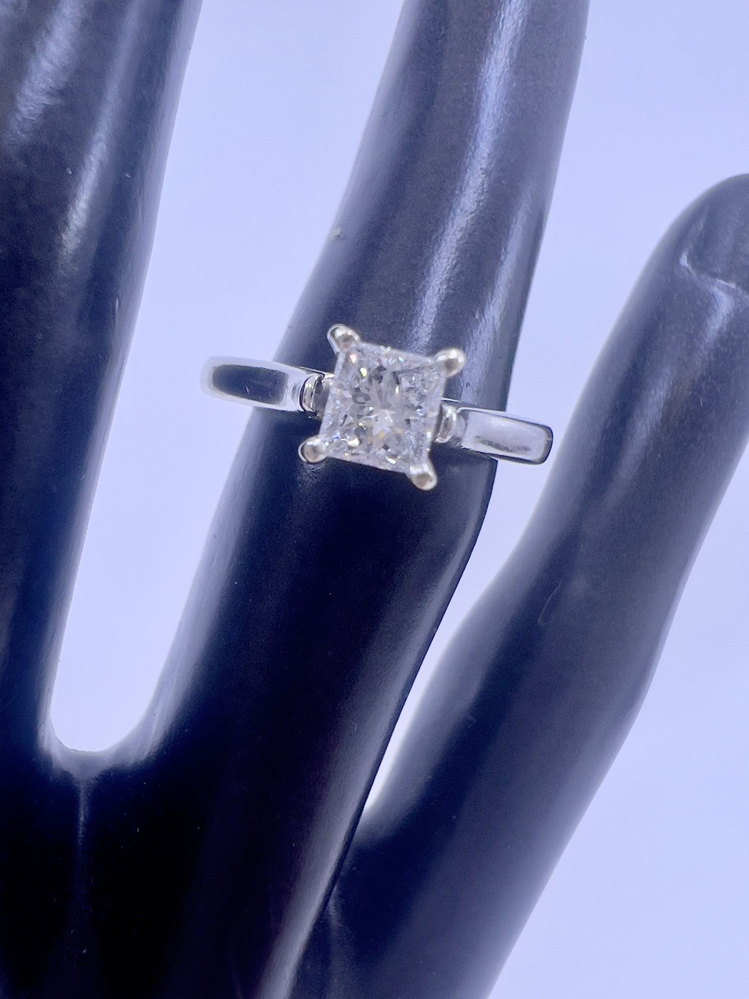 14k White Gold & Natural Diamond Ring Size 6