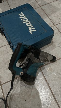 MAKITA ROTARY HAMMER DRILL 