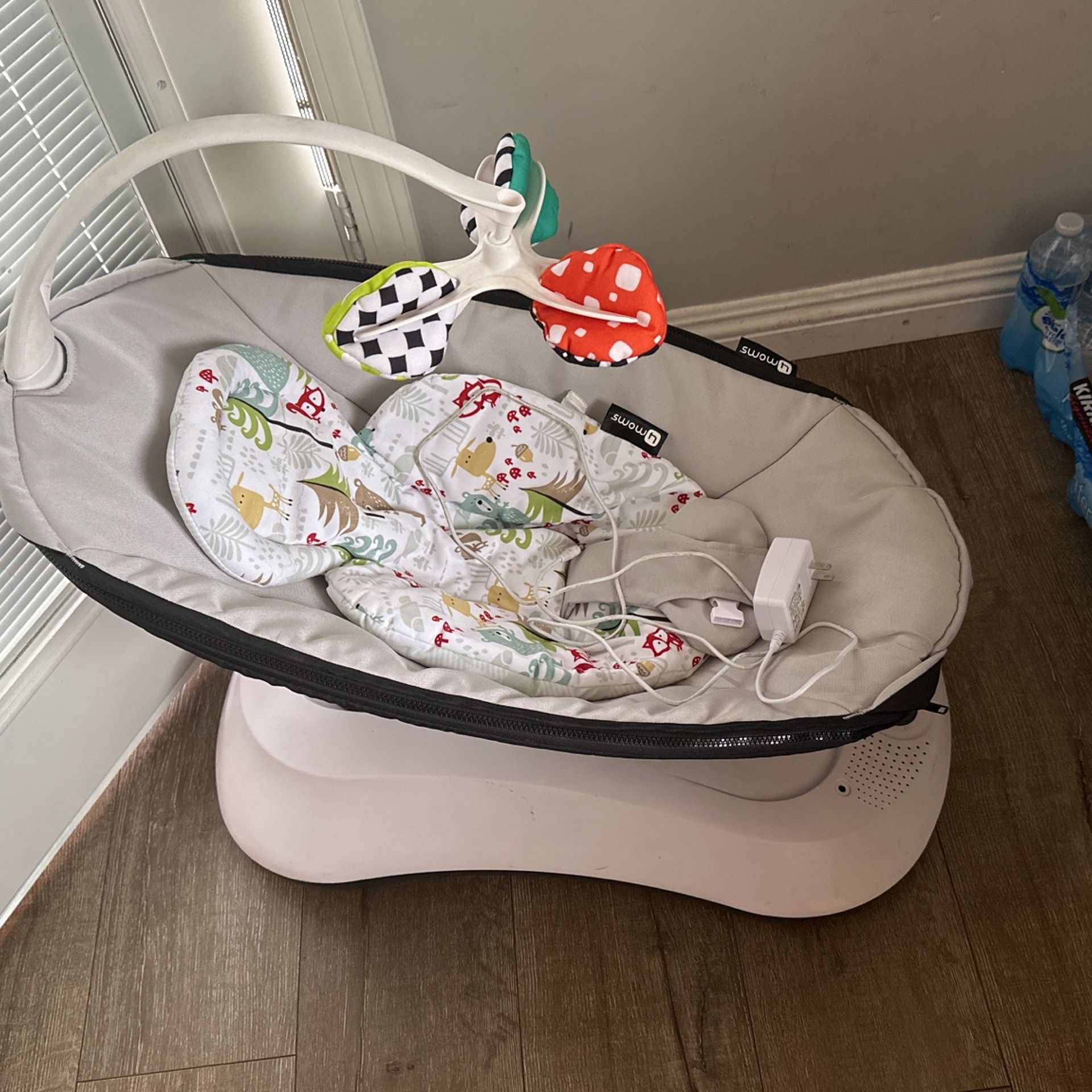 Moms RockaRoo Baby Swing