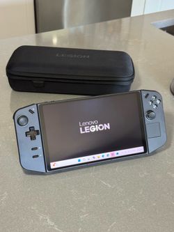 Lenovo Legion Go 1TB – Excellent Condition