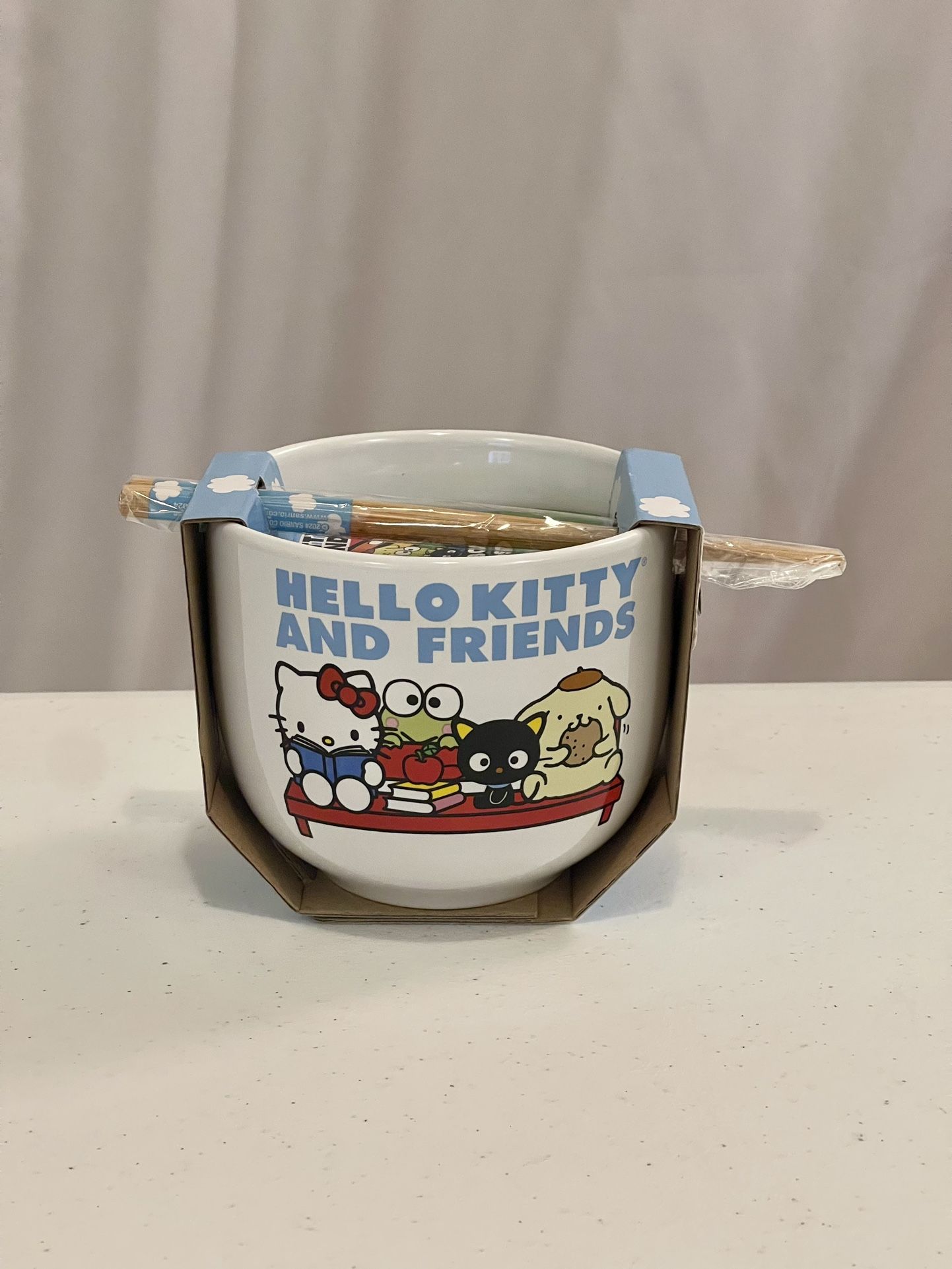 New Hello Kitty Ceramic Bowl with Chopsticks - 18 oz