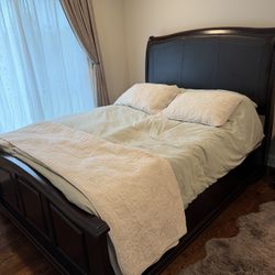 Coaster Fine Furniture Bedroom Set And Mattress 