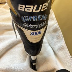 Bauer Supreme Custom 3000 Hockey Skates (Size 10)  Very Good Condition 
