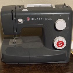 Grey Simple Singer Sewing Machine Rare
