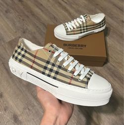 Burberry Shoes
