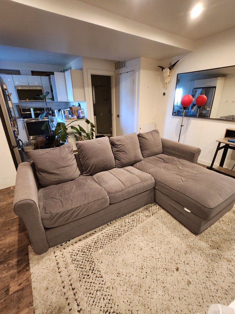 L Couch With Storage 